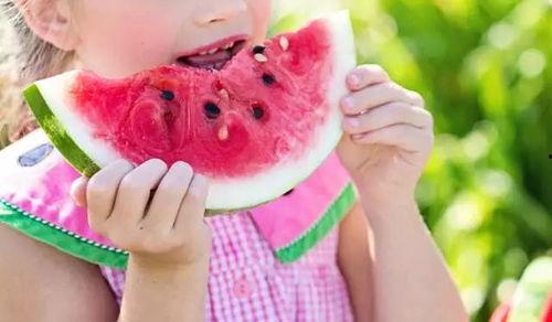 吃瓜李呦呦,揭秘娱乐圈幕后故事