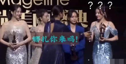 吐槽吃瓜香,网络热词背后的趣味与思考